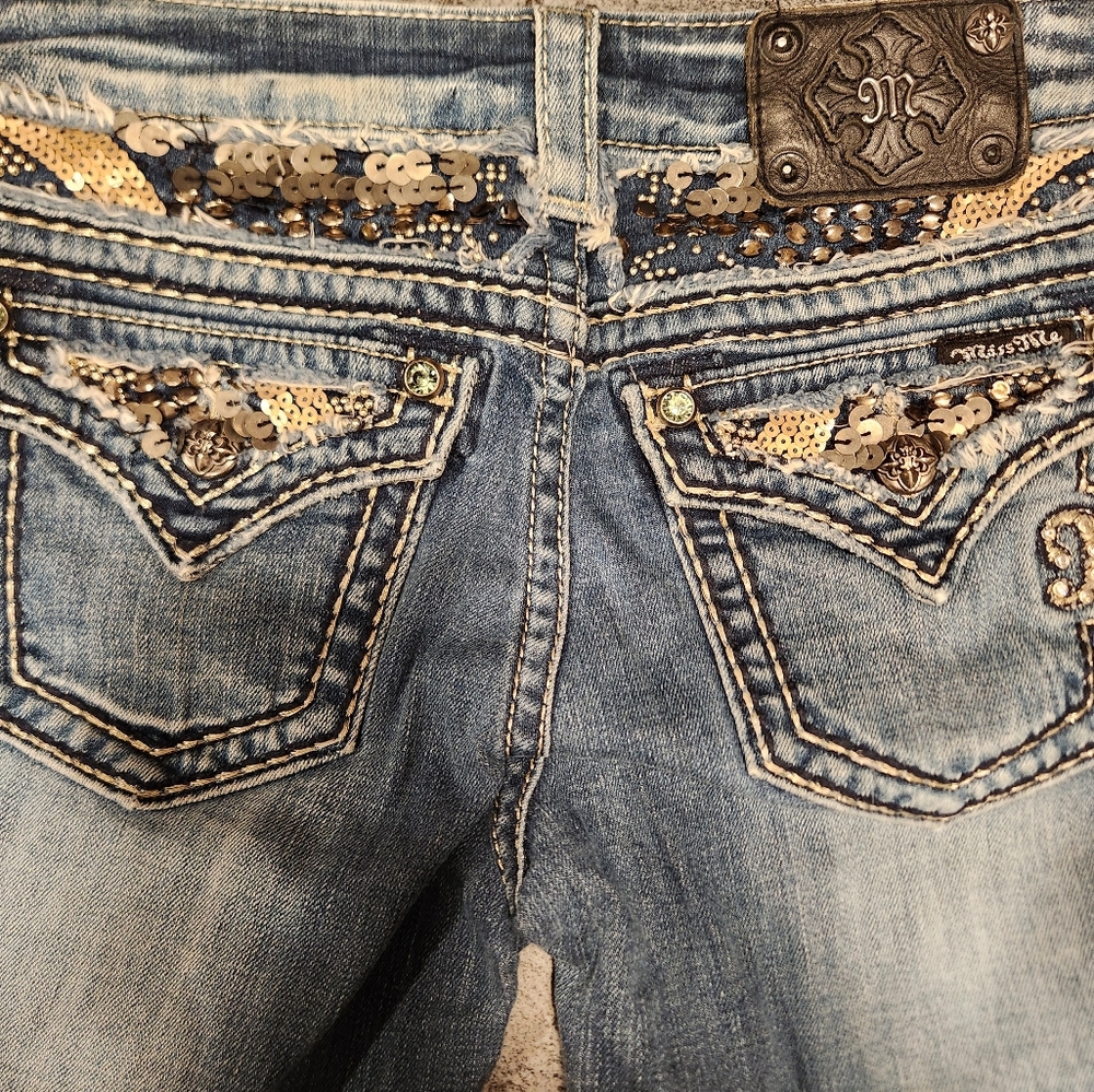 Miss Me womans Jean Crops